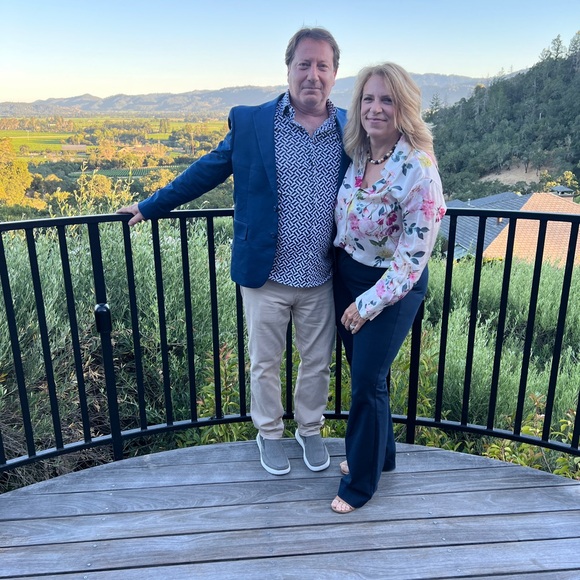 Meet your Posher, Stephanie - Picture 7 of 17